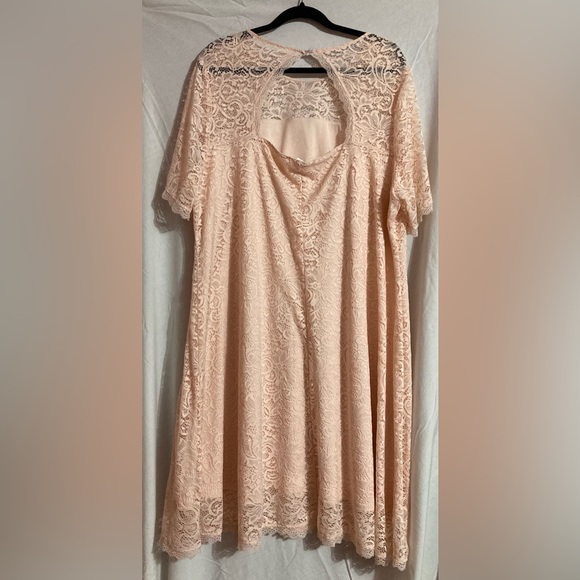 Addition Elle dress - Picture 2 of 3